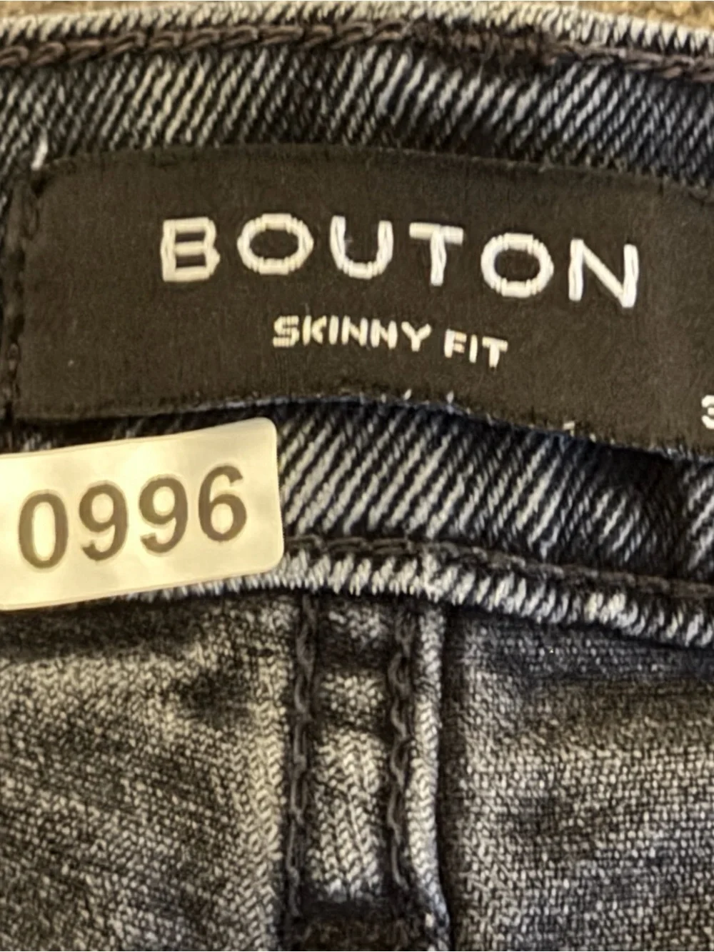 Bouton skinny fit